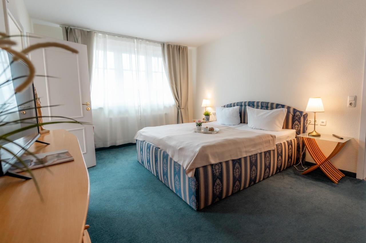 Villa Duene Mit Grosser Sonnenterrasse, Kamin, Wlan Und Tiefgarage Fuer 2-4 Personen Кюлунгсборн Экстерьер фото